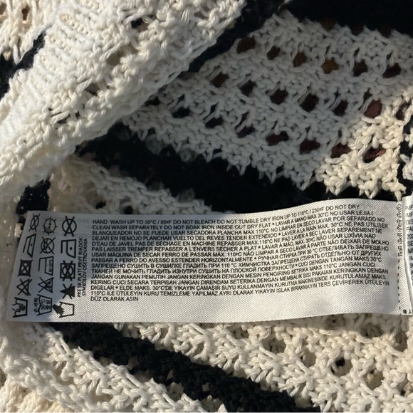 NWT MANGO Black Cream Striped Openwork Sweater S - Picture 11 of 11